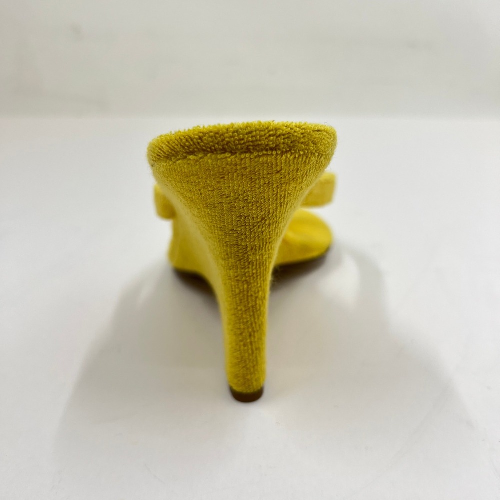 Baby Phat Terry Wedge Thong Womens Size 6 Yellow Y2K McBling Logo Sandal NWB - Picture 10 of 15